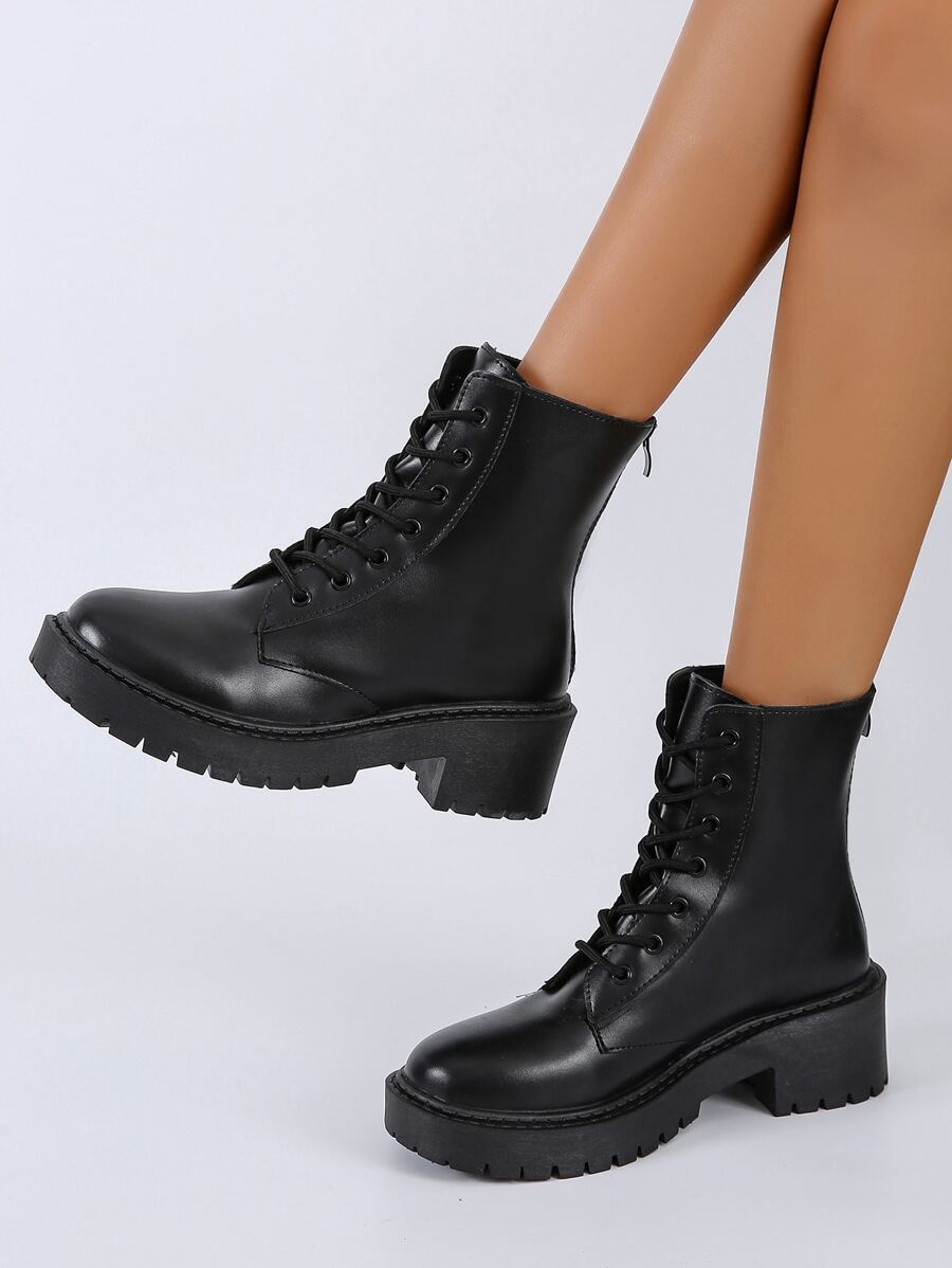 女款黑色時尚靴子，簡約繫帶，正面戰鬥設計 - 黑色 - 查看 1