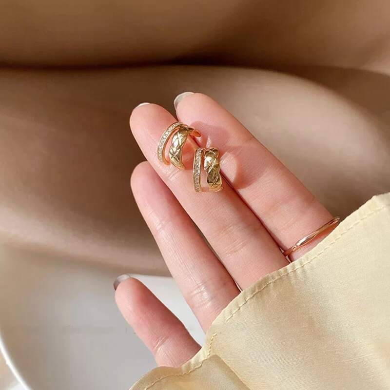 

Rhinestone Decor Earrings, Gold