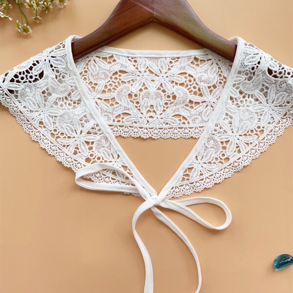 

Hollow Out Fake Collar, White