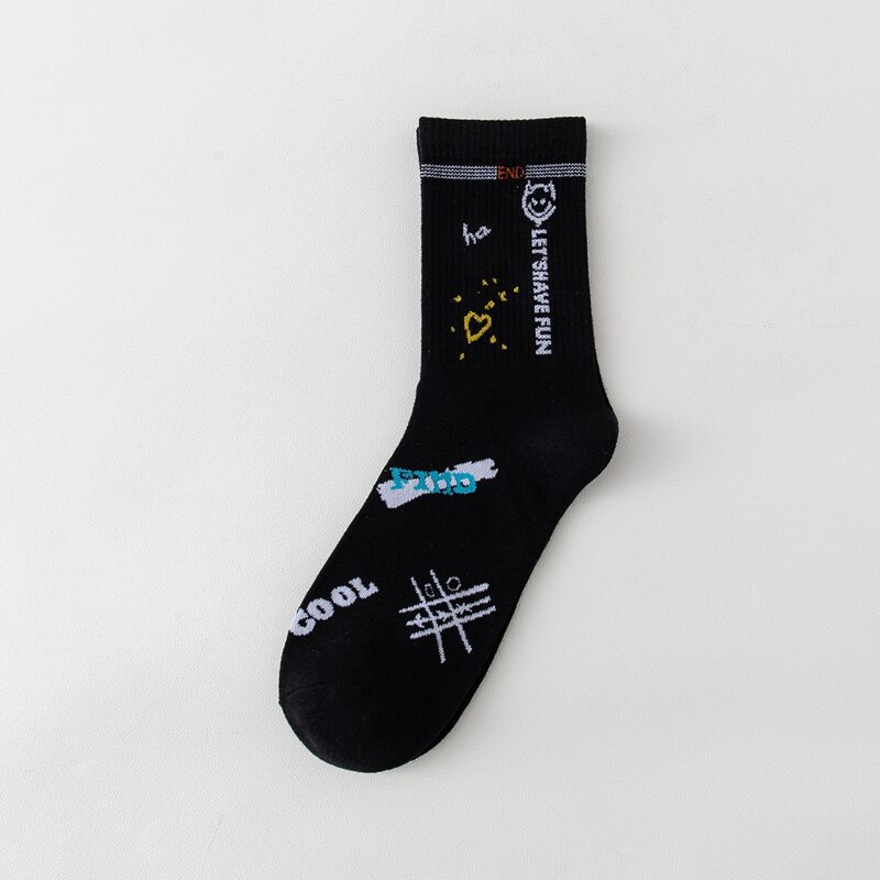 

Guys Letter Graphic Crew Socks, Black