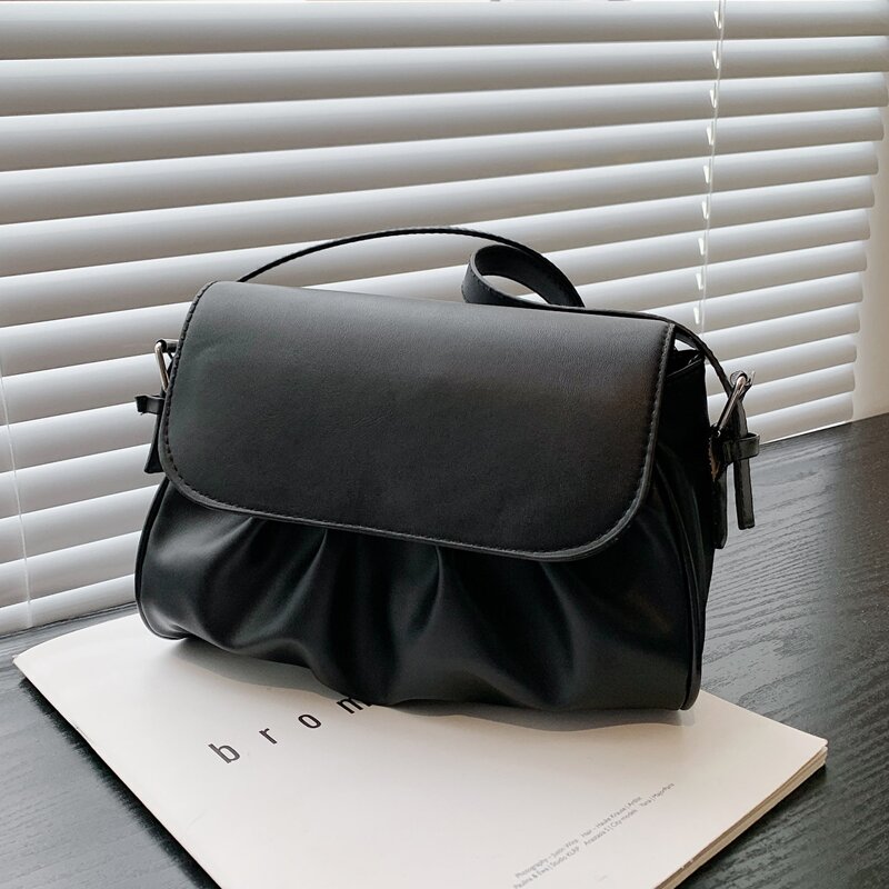 

Minimalist Shoulder Bag, Black