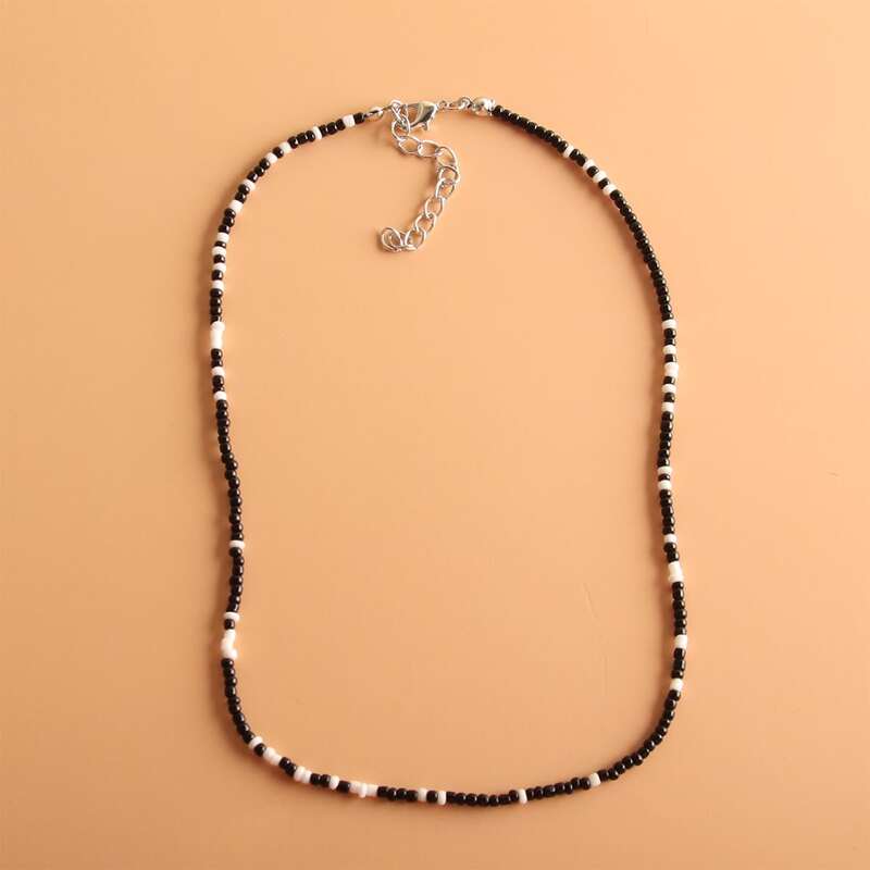 

1pc Minimalist Beaded Necklace, Black and white