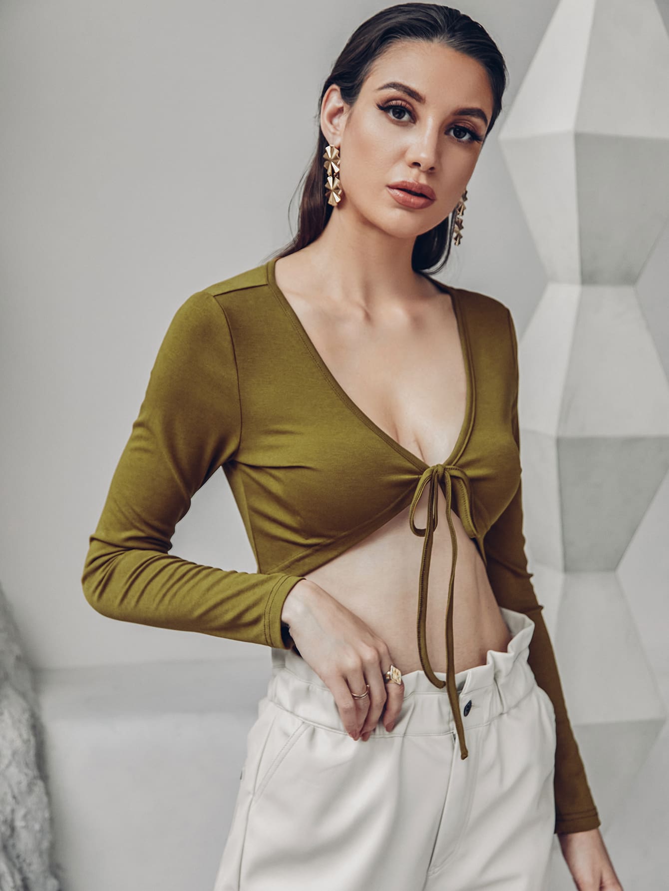 SHEIN Allurite Plunge Neck Knot Front Top - Olive Green - View 1