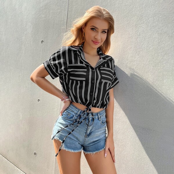 

Striped Patch Pocket Knotted Crop Top, Blue and white