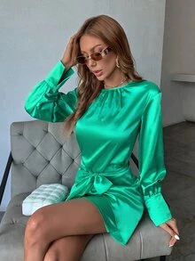 後鎖孔圍裹前打結緞面洋裝 - 綠色 - 查看 3