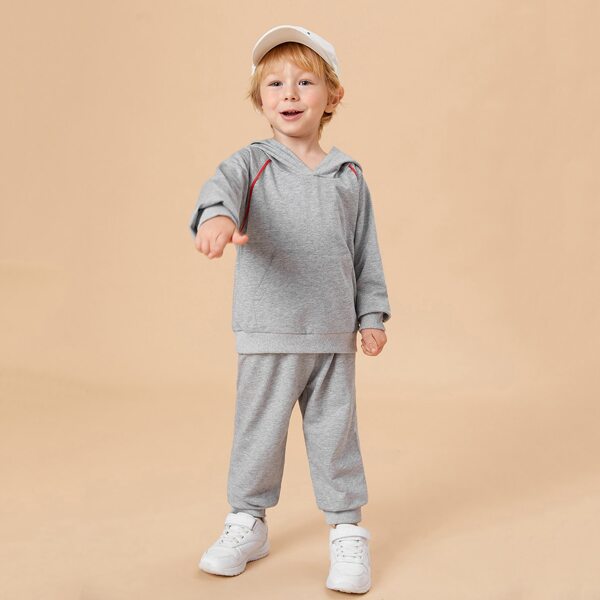

Toddler Boys Contrast Piping Raglan Sleeve Kangaroo Pocket Hoodie & Sweatpants, Grey
