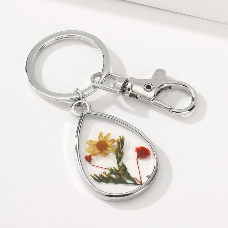 

Floral Decor Keychain, Silver