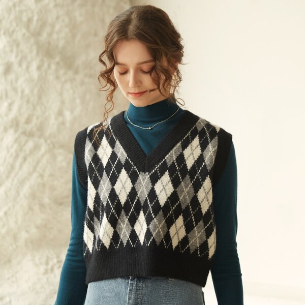 

Argyle Sweater Vest, Black and white