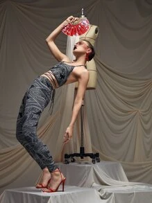 ALISMIND 線海浪印花吊帶短上衣和緊身打底褲套裝 - 黑與白 - 查看 4