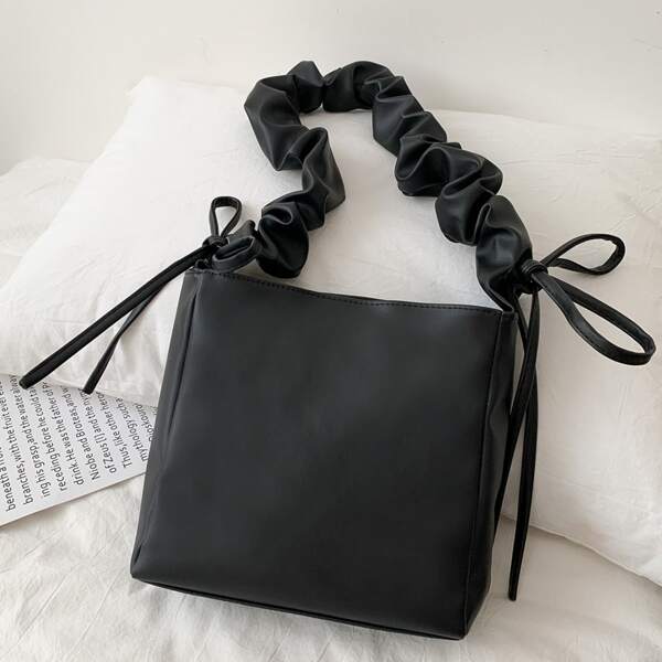 

Minimalist Crossbody Bag, Black