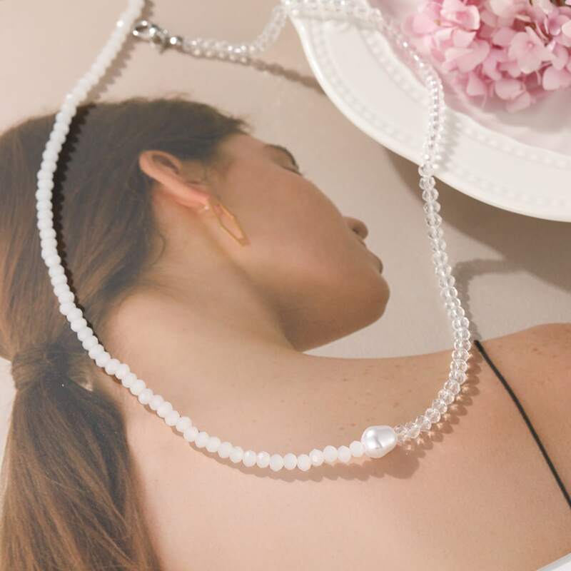 

Faux Pearl Decor Beaded Necklace, White