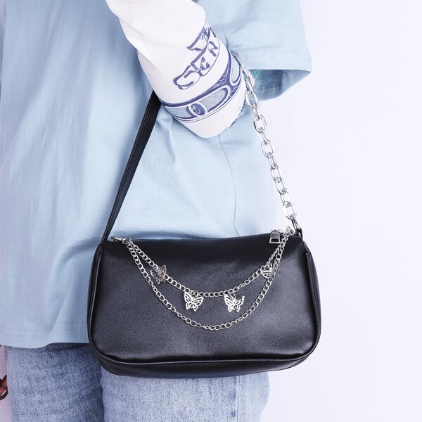 

Metal Chain Decor Baguette Bag, Black
