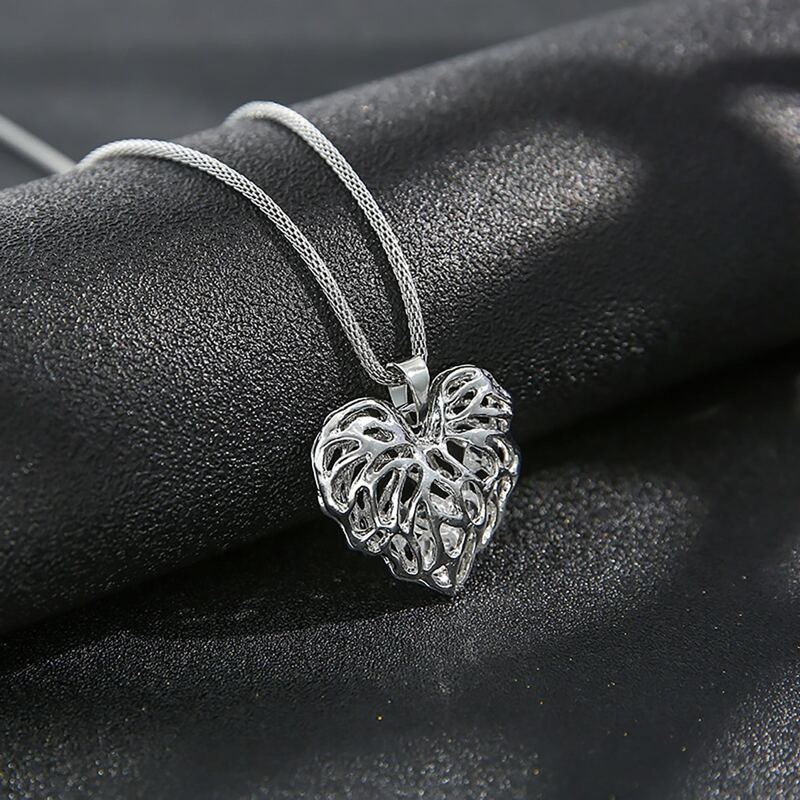 

Heart Pendant Necklace, Silver