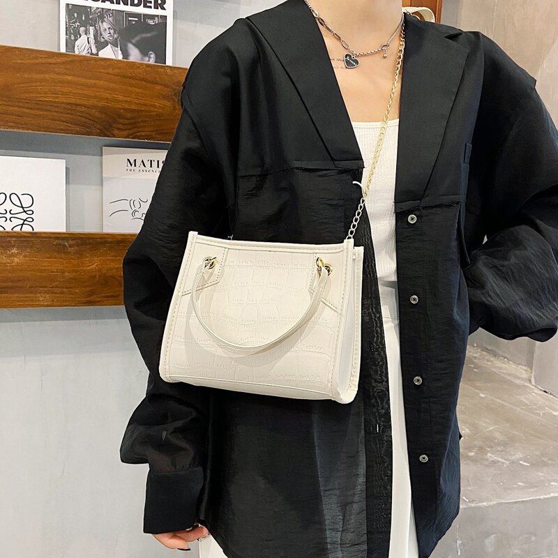 

Solid Stone Grain Chain Shoulder Bag, Beige