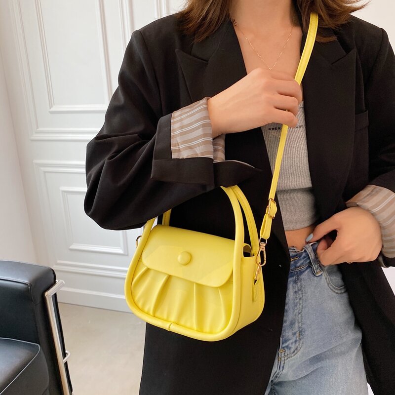 

Solid Ruched Design Shoulder Bag, Yellow