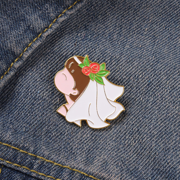 

Bride Decor Brooch, Multicolor