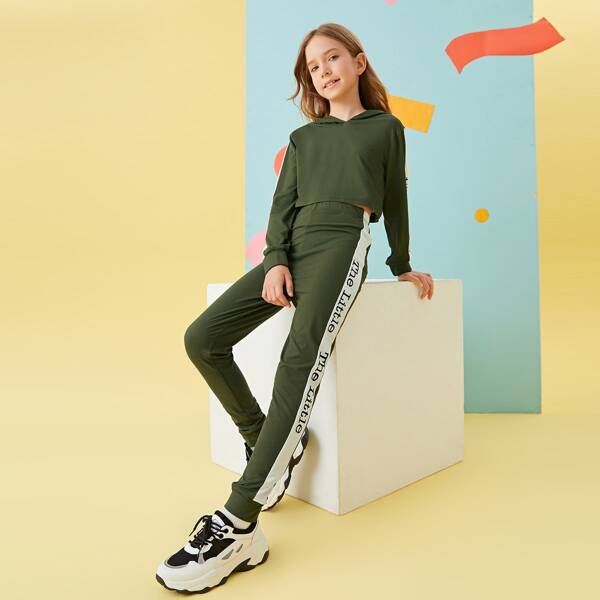 

Girls Letter Graphic Side Hoodie & Sweatpants, Army green