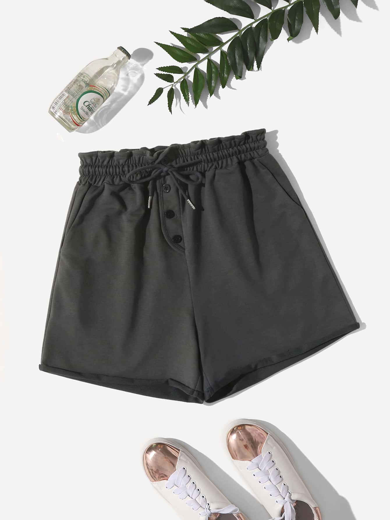 素色假鈕扣腰部抽繩短褲 - 深灰色 - 查看 1
