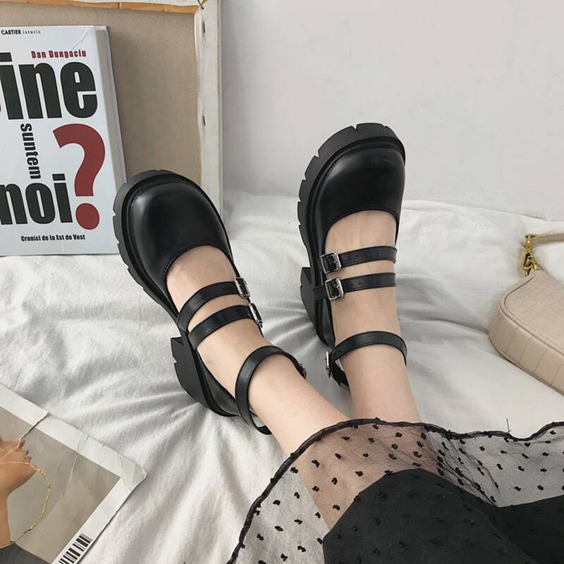 

Minimalist Buckle Decor Mary Janes, Black