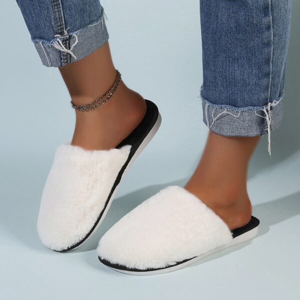

Minimalist Fluffy Bedroom Slippers, White