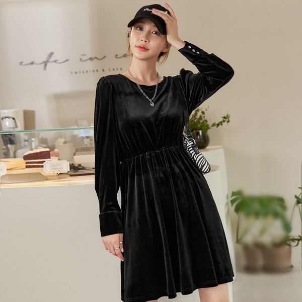 

Solid Blouson Sleeve Pleated Dress, Black