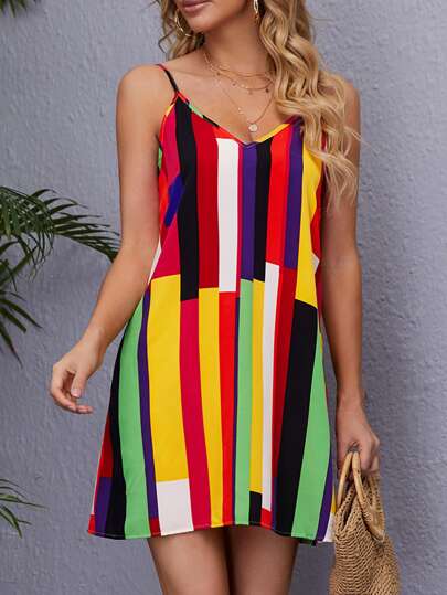 فستان كامي بطباعة مخطط