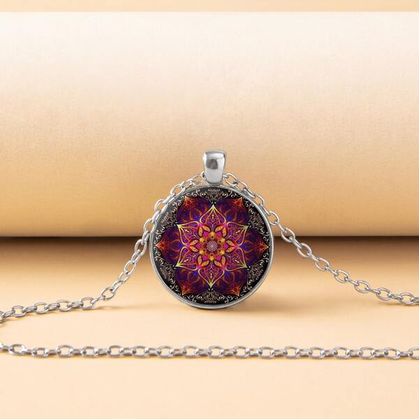 

Mandala Print Round Charm Necklace, Multicolor