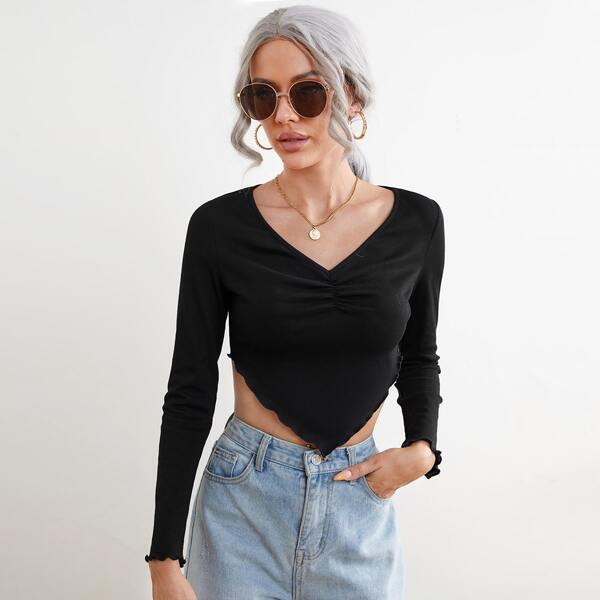 

Lettuce Trim Hanky Hem Crop Tee, Black