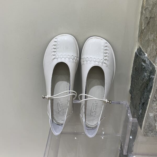 

String Detail Mary Jane Flats, White