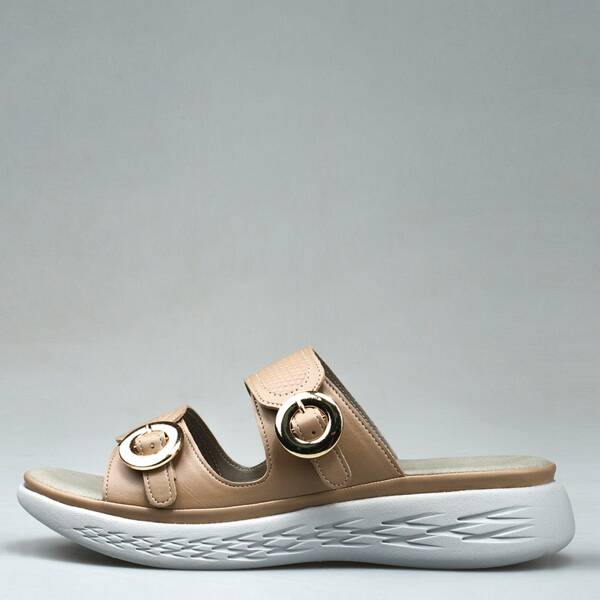 

Metal Buckle Design Wedge Sandals, Brown