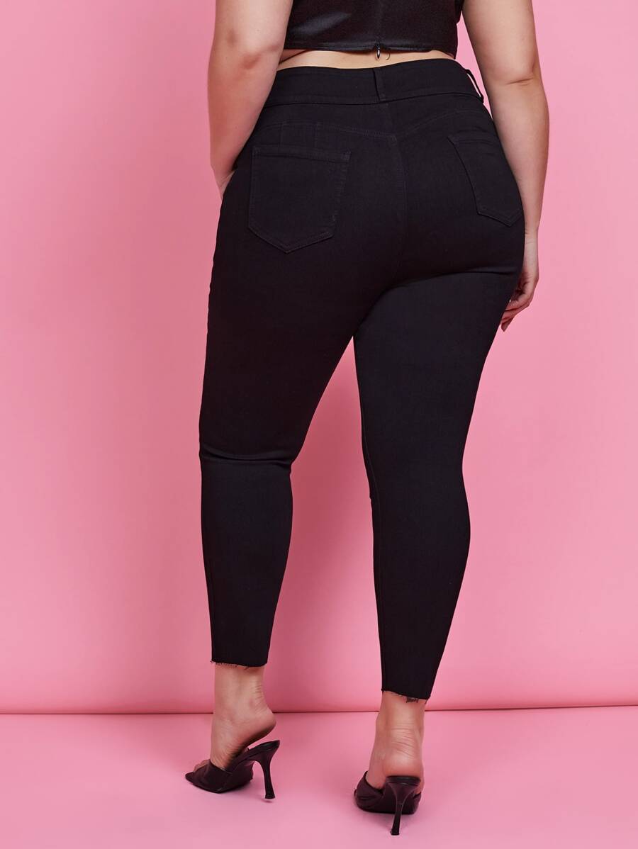 Plus Solid Raw Hem Skinny Jeans - Black - View 1