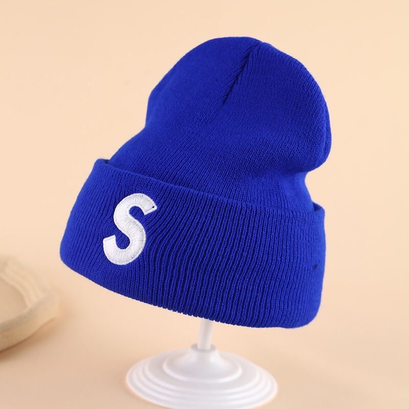 

Letter Embroidery Beanie, Blue