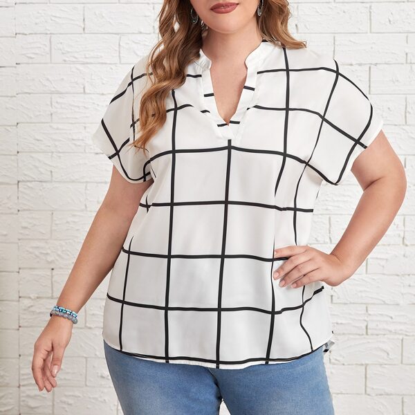 

Plus Notch Neck Grid Print High Low Hem Top, White