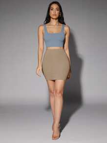 Silquee Top corto tank de espalda baja