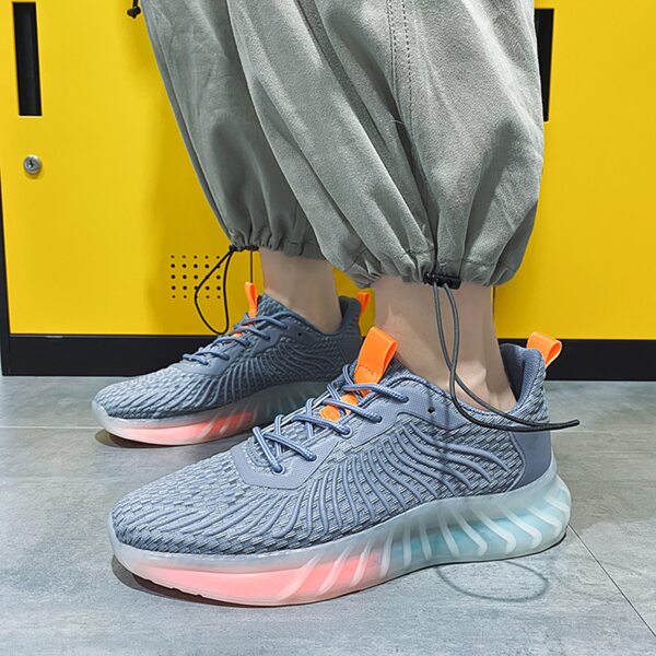 

Men Colorblock Breathable Lace-Up Front Sneakers, Dusty blue