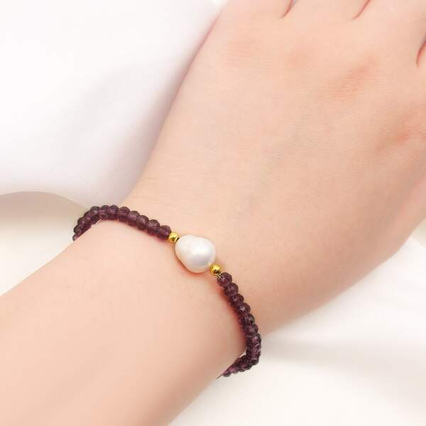 

Pearl Beaded Bracelet, Purple