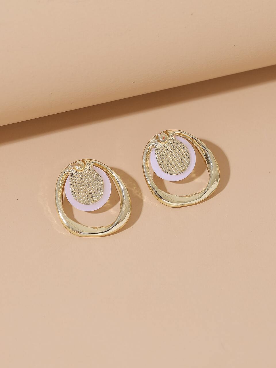 Faux Pearl Decor Stud Earrings