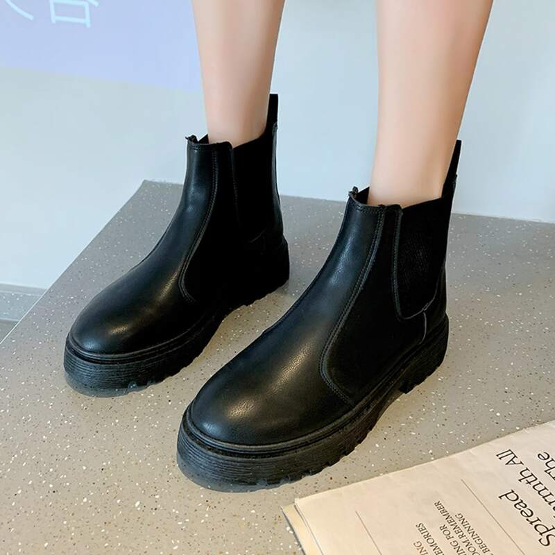 

Solid Slip-On Chelsea Boots, Black