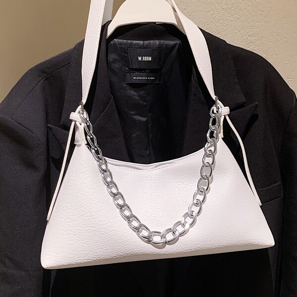 

Minimalist Chain Decor Baguette Bag, White