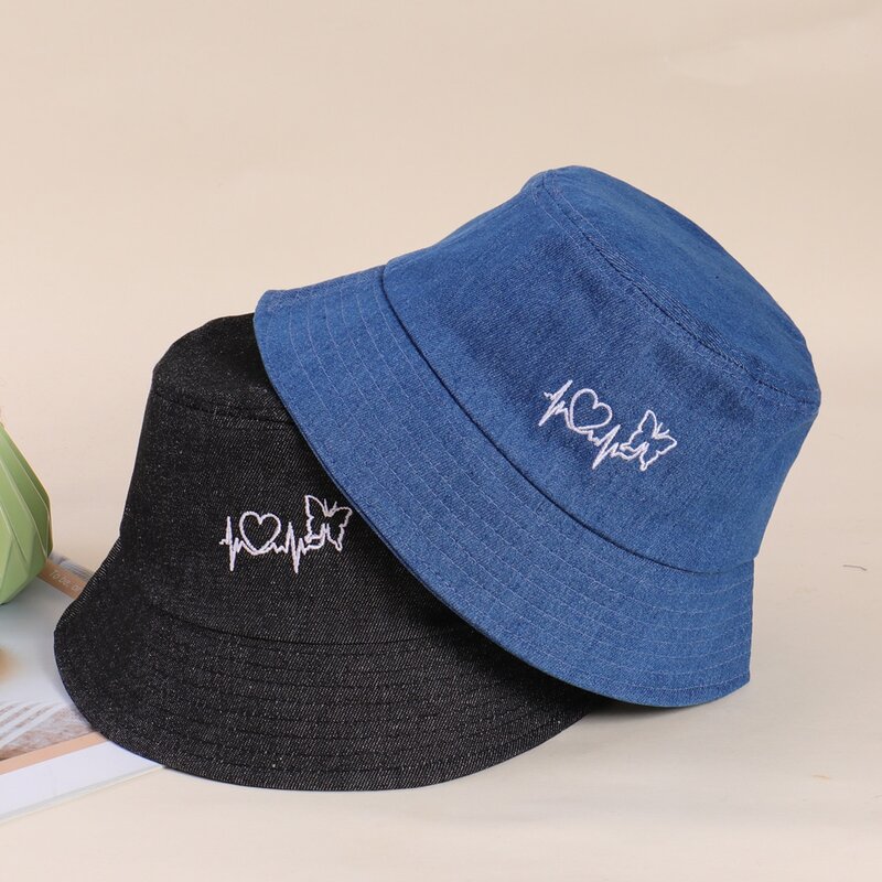 

2pcs Heart Embroidery Bucket Hat, Multicolor