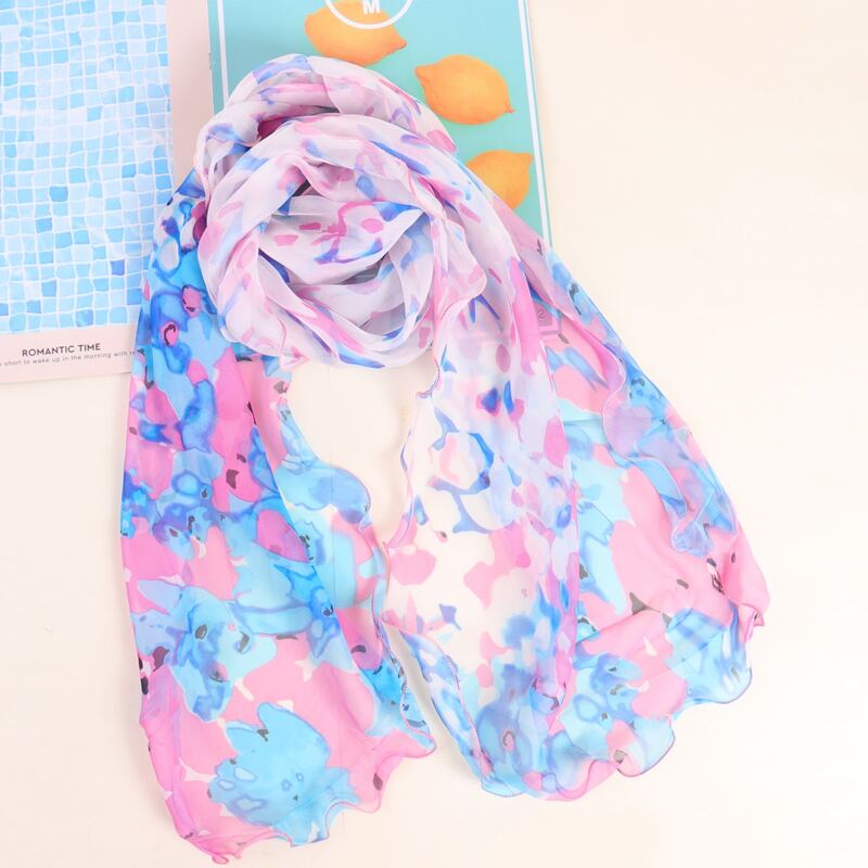 

1pc Graphic Scarf, Multicolor