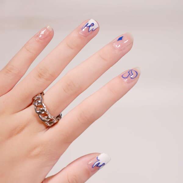 

1sheet Flame Pattern Nail Art Sticker & 1pc Nail File, Navy blue