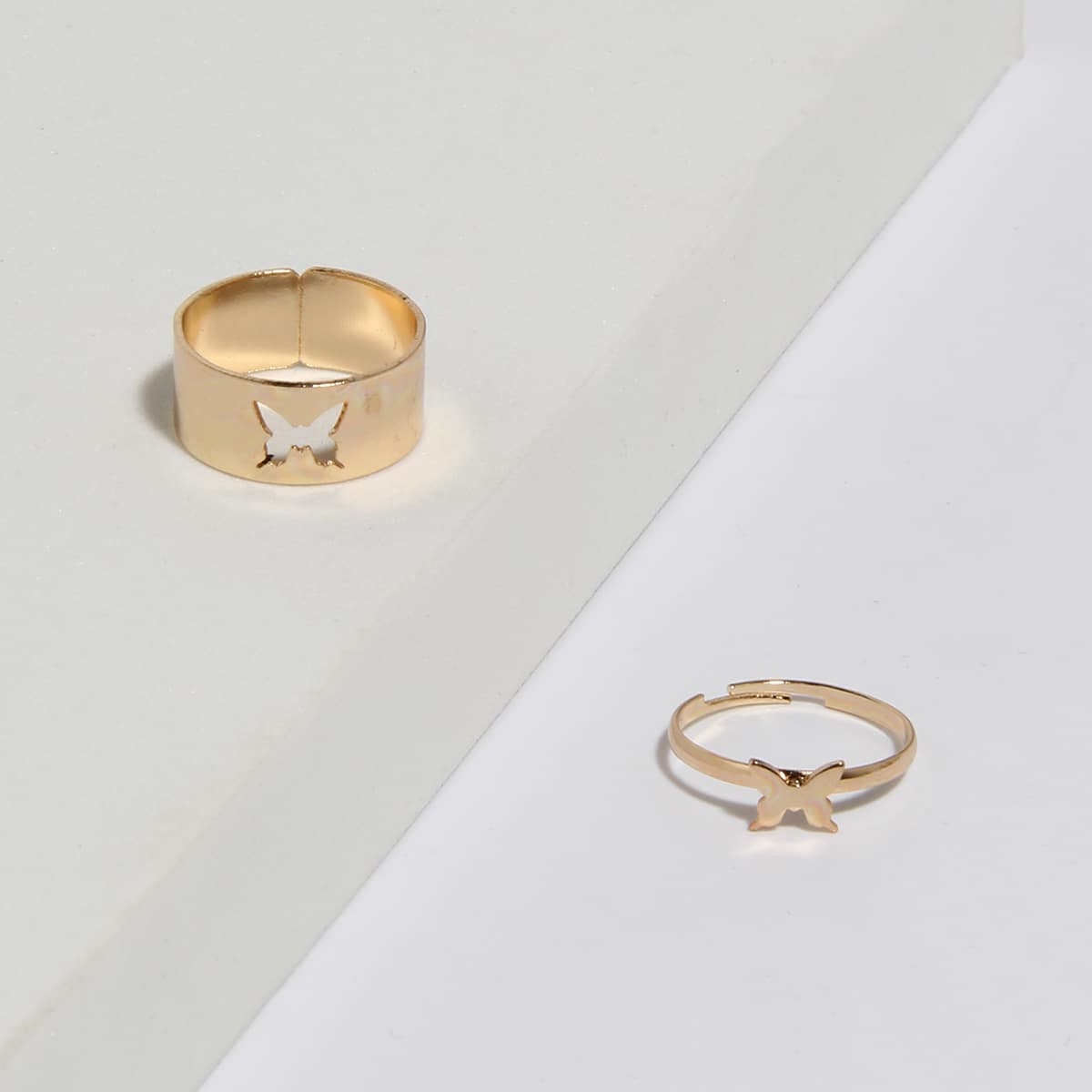 

2pcs Butterfly Decor Ring, Gold