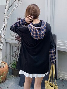 Contrast Plaid Drop Shoulder Astronaut Cartoon Hoodie - Black - View 2