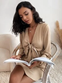 SHEIN LUNE Bow Front Knotted Cuff Peekaboo Dress - Khaki - View 6