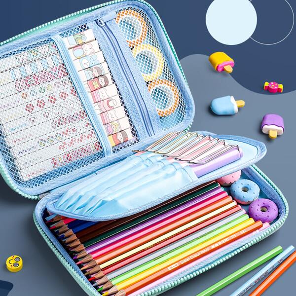 

1pc Cartoon Graphic Random Pencil Bag, Multicolor