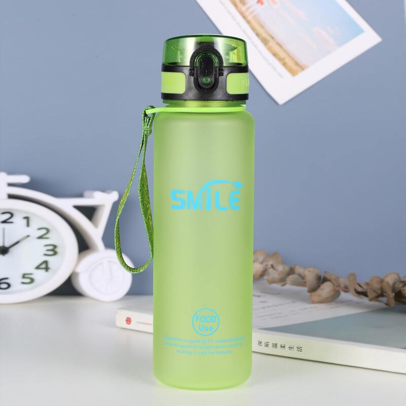 

Letter Graphic Portable Water Bottle, Green
