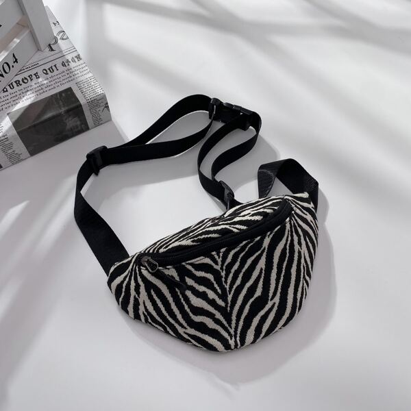 

Zebra Striped Pattern Fanny Pack, Black