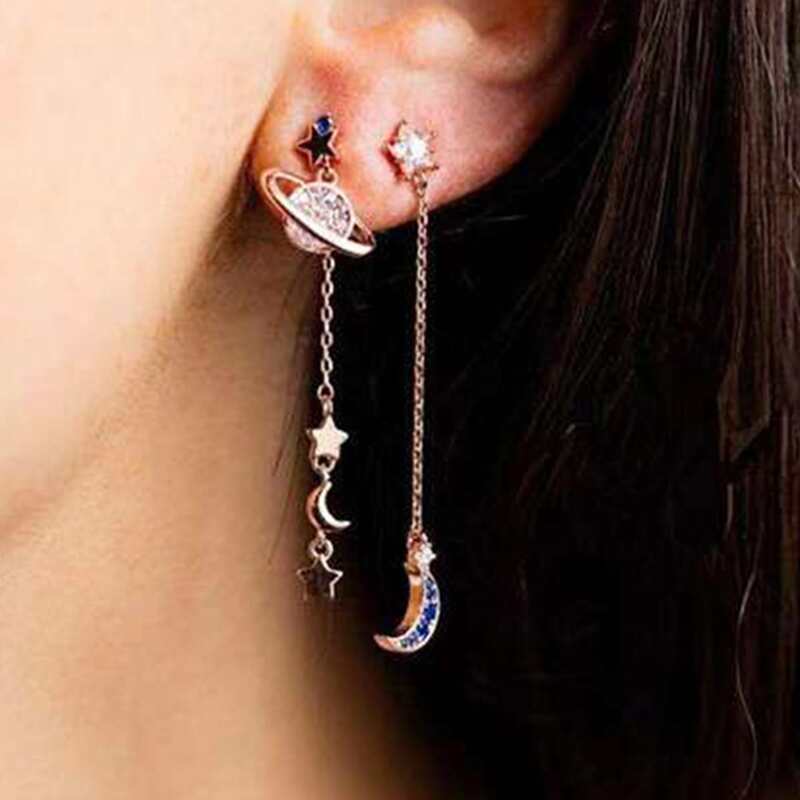 

2pcs Star & Moon Drop Earrings, Gold