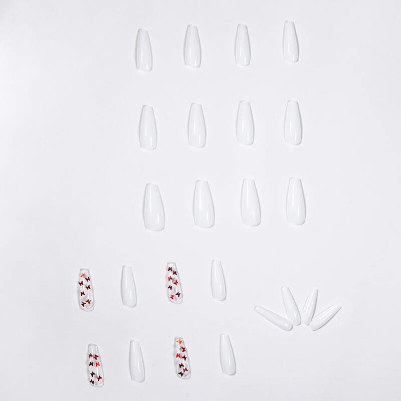 

24pcs Butterfly Pattern Fake Nail, White